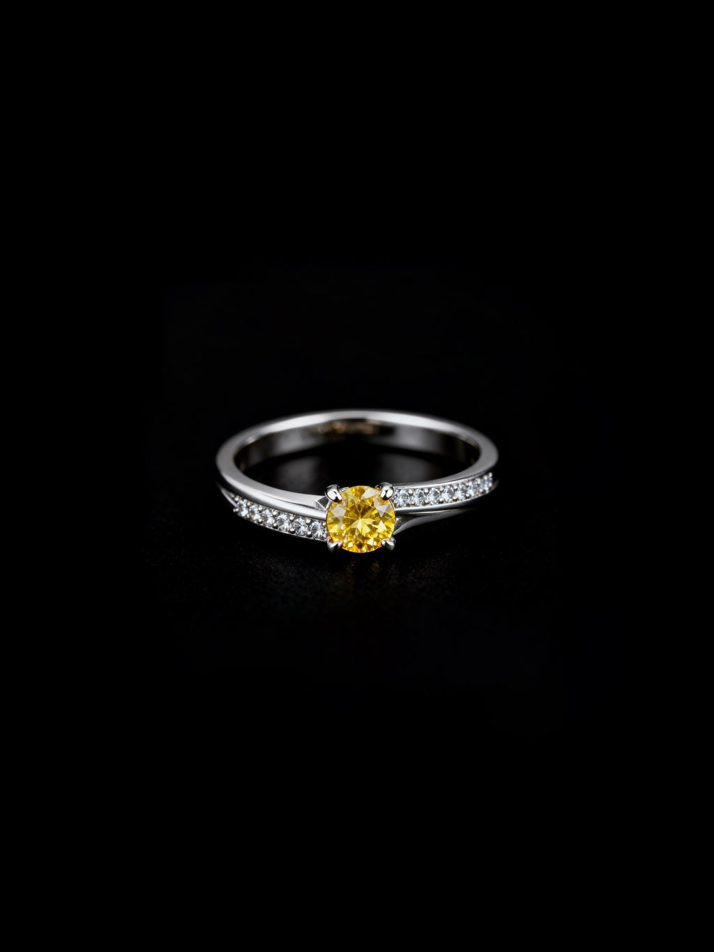Lab-Grown Fancy Yellow Diamond Pavé Ring – 0.70ct D VVS1 Center