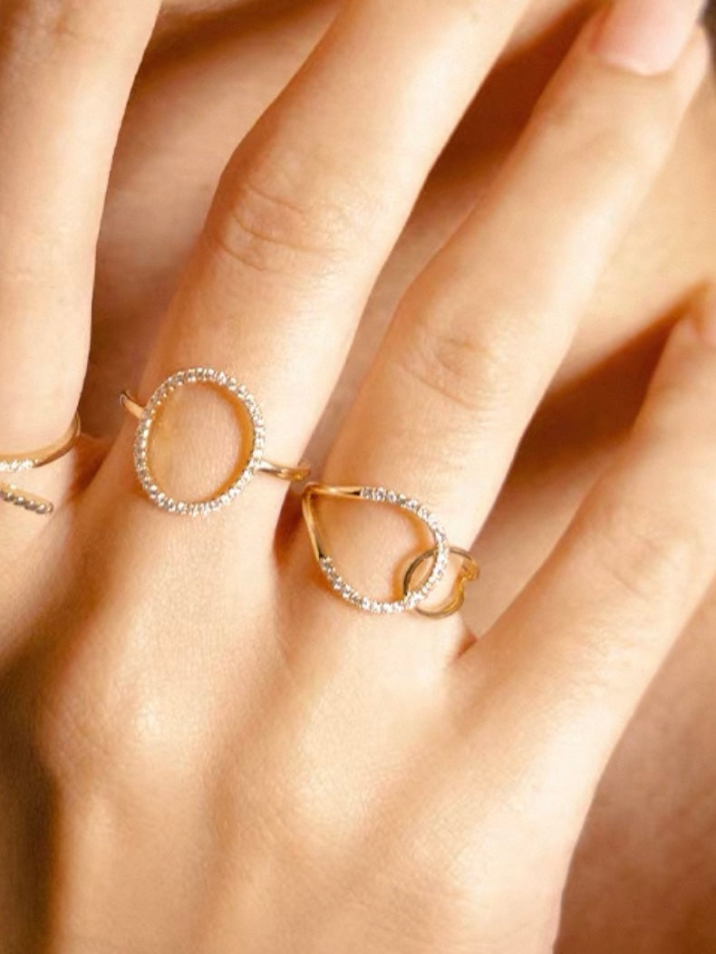 Lab Grown Diamonds Interlocking Loop Ring – 18K Gold 0.28ct