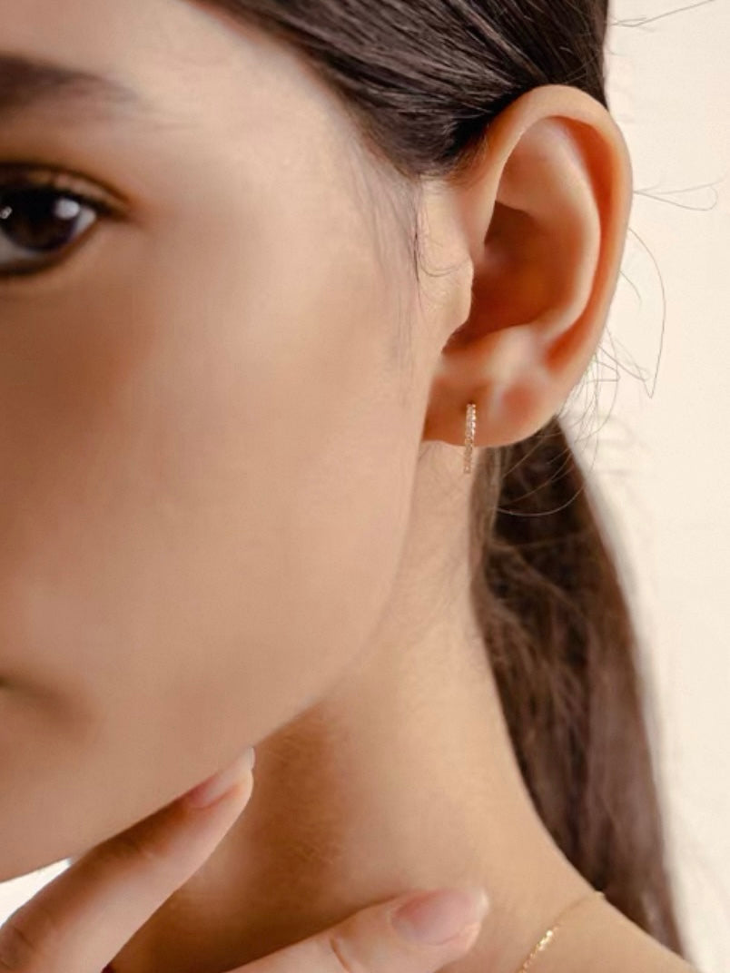 Lab Grown Diamonds Classic Gold Hoop Earrings – 18K Gold 0.25ct