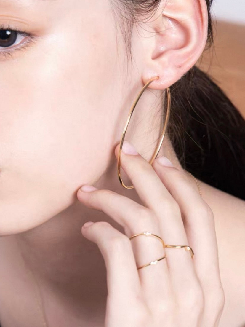 Lab Grown Diamond Minimal Solitaire Ring – 18K Gold 0.1ct