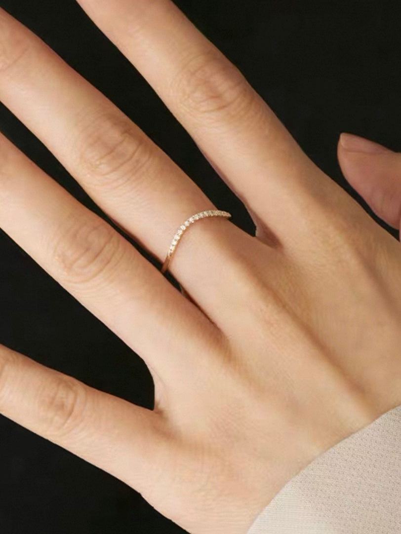 Lab Grown Diamonds Wave Curve Ring – 18K Gold 0.15ct